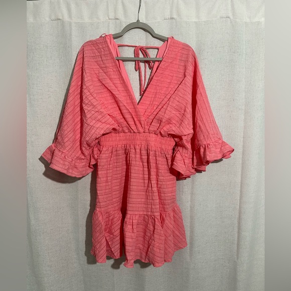 NWT Boutique Brand, Glam Poppy Surplice Front Dress - Picture 8 of 10